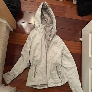 The North Face Women's Light Gray/White Hooded Rain Jacket